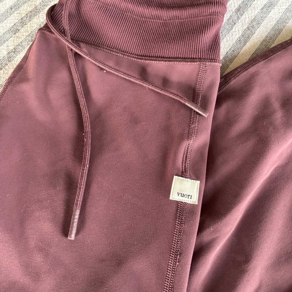 Vuori The Rise And Shine Jogger Pants Drawstring Womens XS Rust VW418